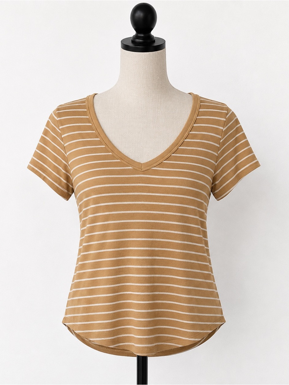SO Women’s Striped V-Neck T-Shirt – Size Medium